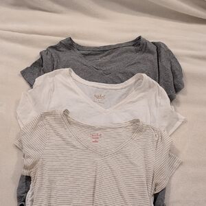 Isabel Maternity by Ingrid & Isabel V-Neck T-Shirt Set - Gray, White, Striped